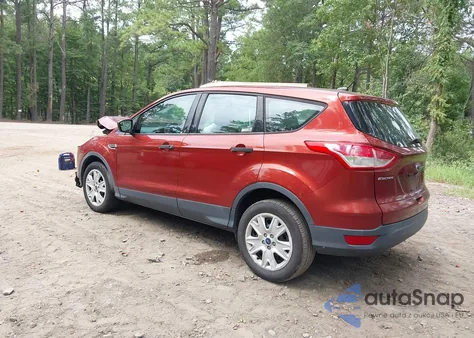 2015 Ford Escape S from USA, damaged, VIN 1FMCU0F77FUC56817